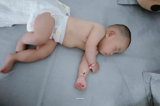 日土尿蛋白一个加号孕妇
