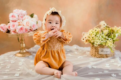 日土五个月的宝宝可以坐吗